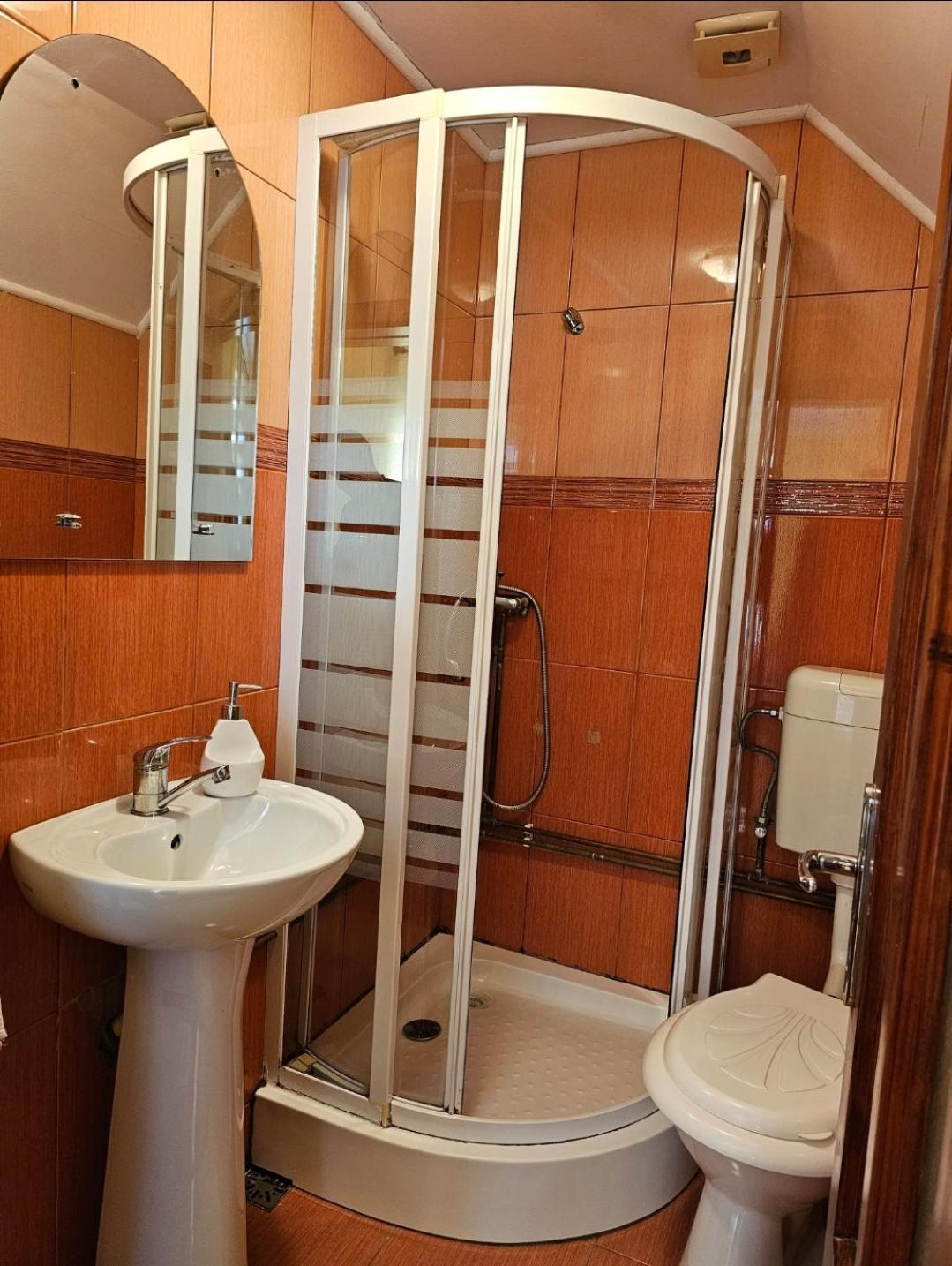 Vila Vladut Zărneşti 외부 사진